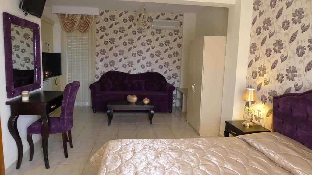 George & Sia'S House Apartment เนโอสมาร์มาราส ภายนอก รูปภาพ